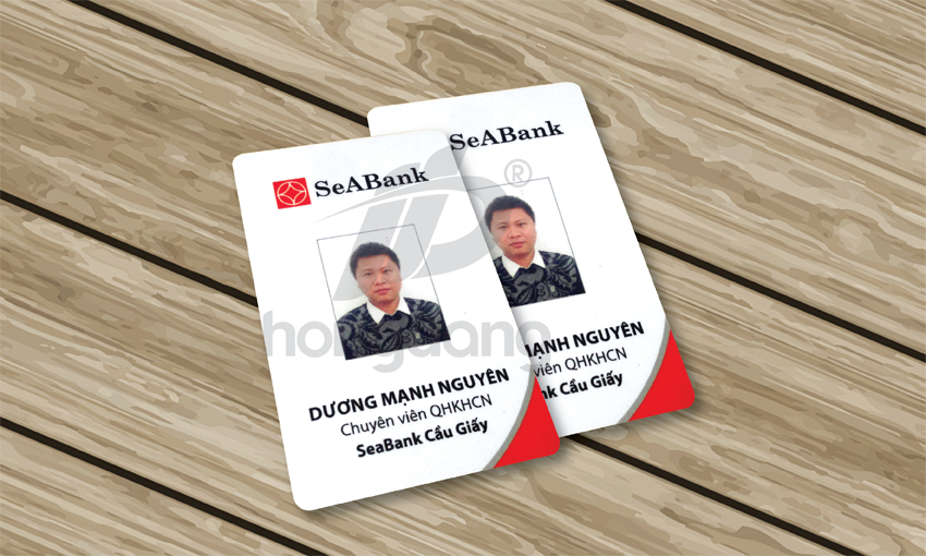 Mẫu thẻ nhân viên của ngân hàng SeaBank Cầu Giấy